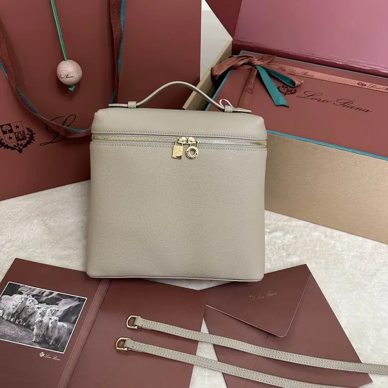 Extra Pocket L23.5 FAM6491 21X23.5X8cm LP 1