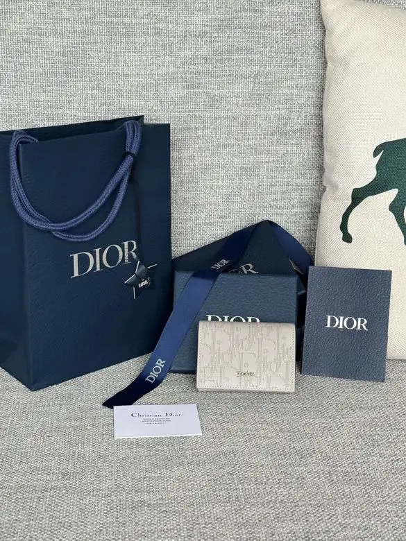 2ADCH166YKS 10X6.8X1.2cm YG 10