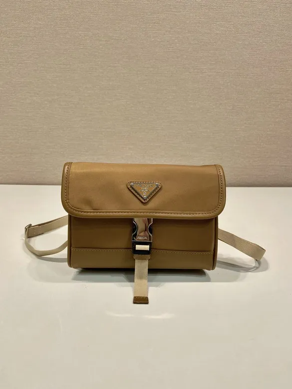 Prada 2ZH108 18x14x3cm AP1