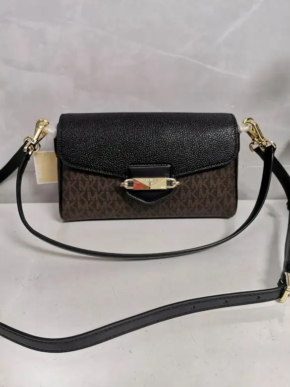 2024 Michael Kors Baguette bag 1:1