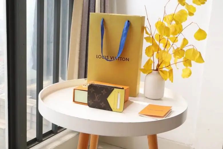 M81882 12X8X0.8cm YG 10colour