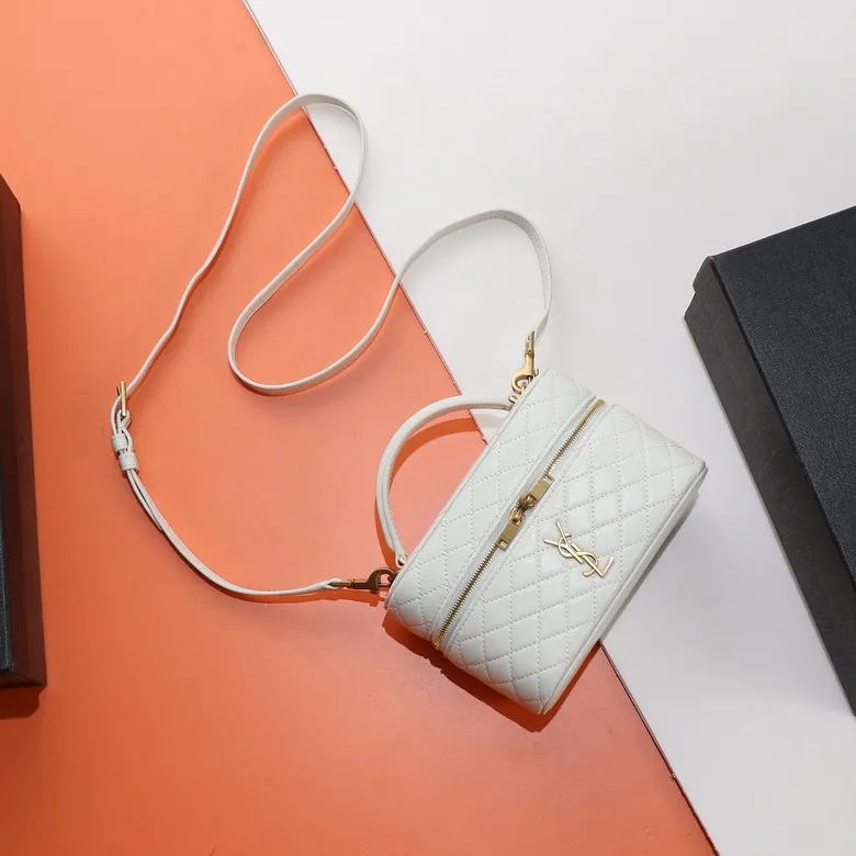 YSL Gaby 766731 18x11x6.5cm 8D