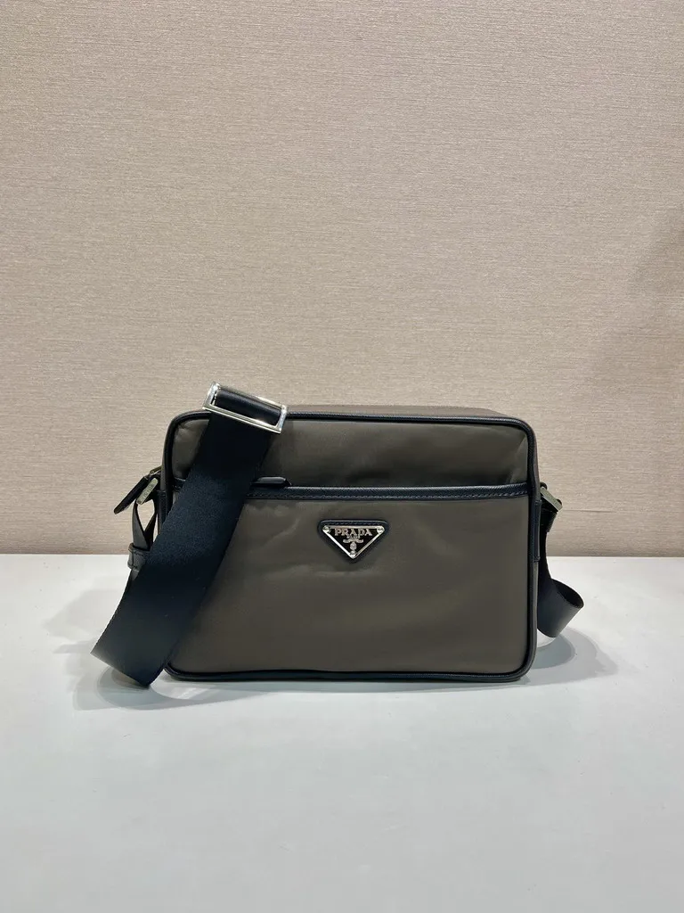 Prada 2VH048 23x16x7cm AP