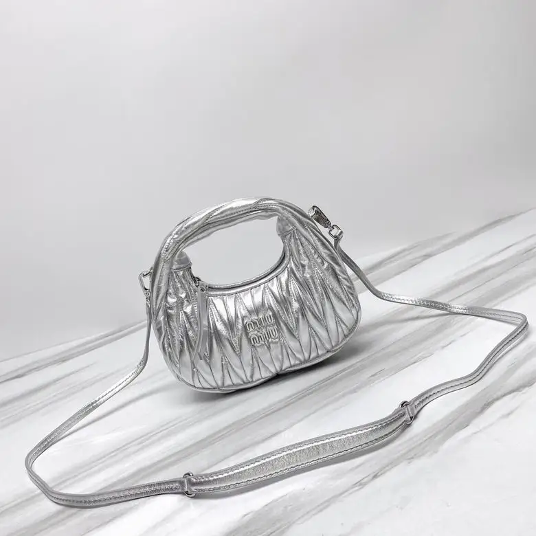 5BP078 18X10X6cm H 2色