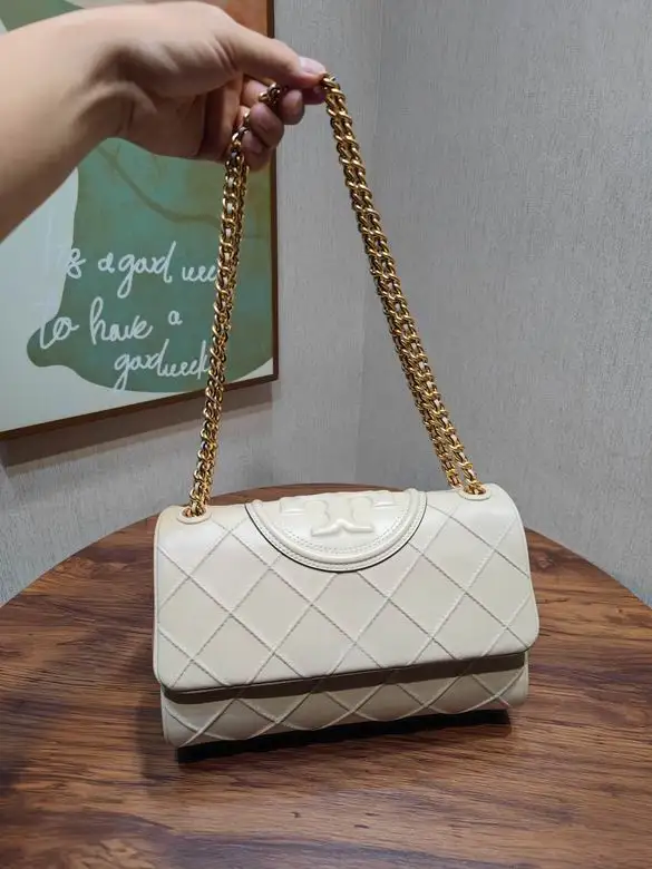 741 17.5X27X10cm XMh