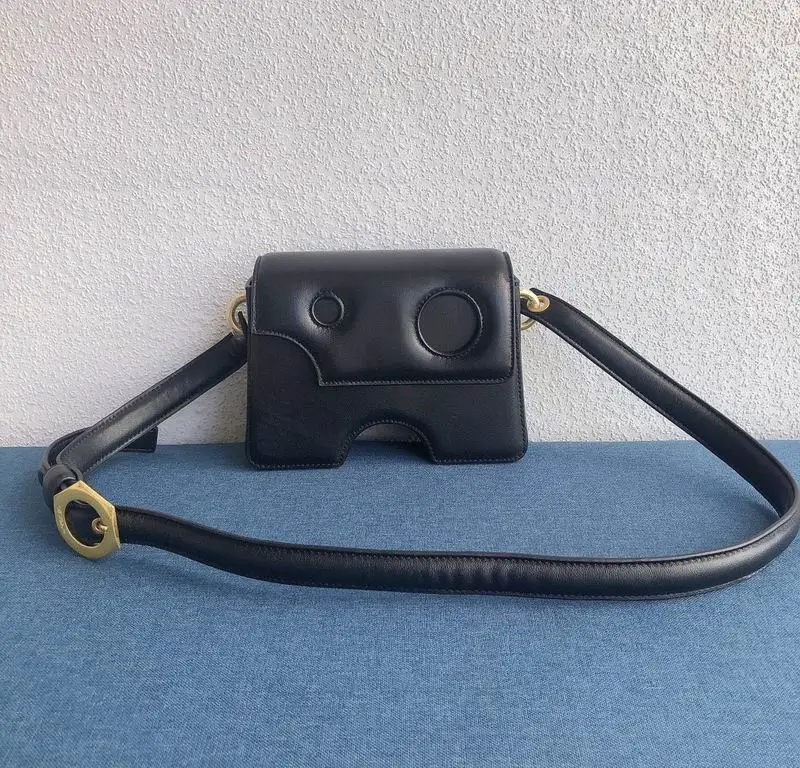 OFF WHITE 54075 22x16x8cm YS