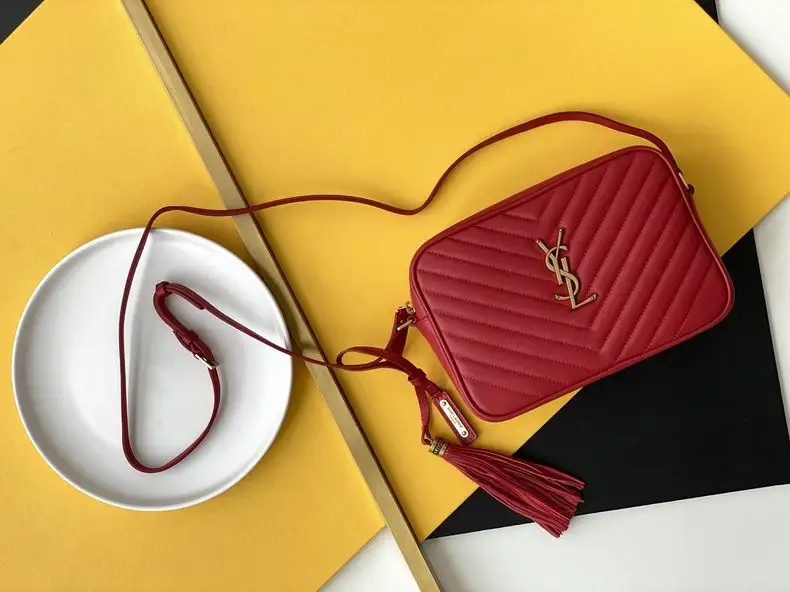 520534 23x16x6 cm wf08