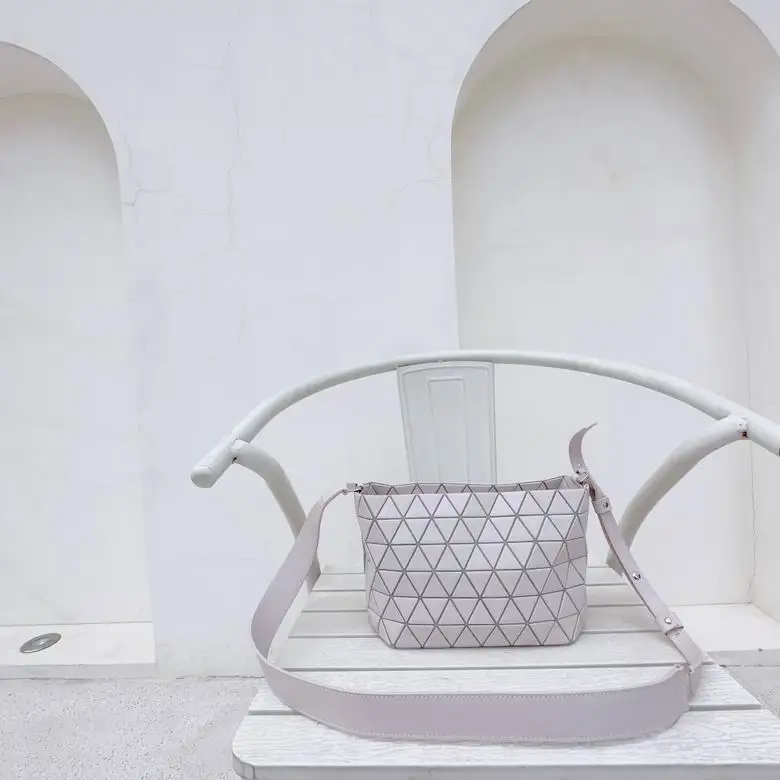 BB91-AG314 31X16.5X11cm YT 3