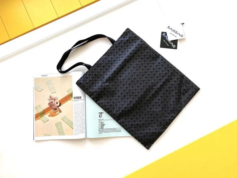 43.5X37.5cm 092301 YT 1