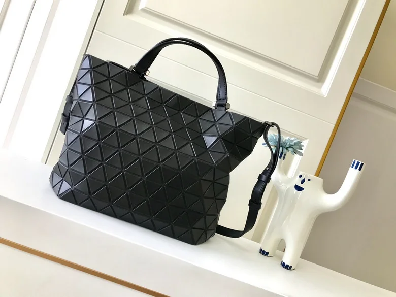 BB93-AG301 42X29X13cm YT 9