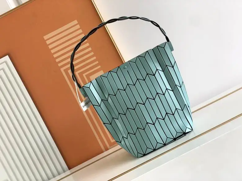 大24.5X16.2X16.2cm 小18.8X13.4X13.4cm 030701 YT 5