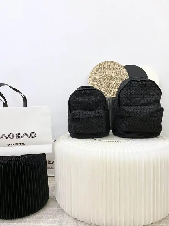 BB77 42X33X15cm YT 6