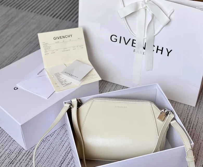 19982-5 20X7X16cm YT 8