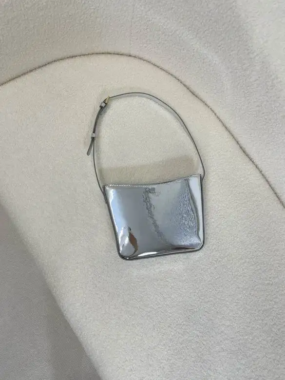 8076 18.5X15.5X2cm YG 3