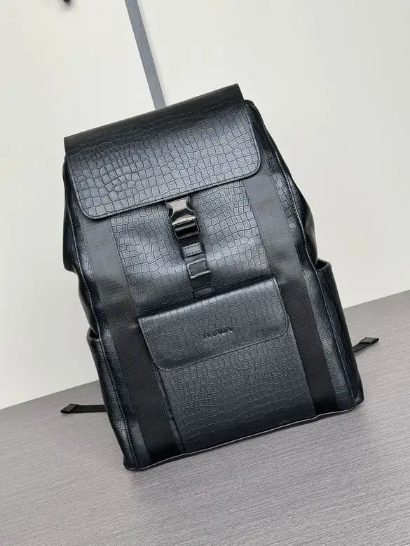 8424-6 42X28X14cm WP 2colour