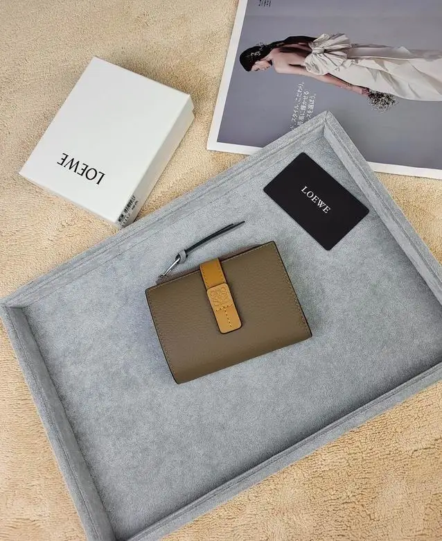 L1112 12X10X3cm YG 5