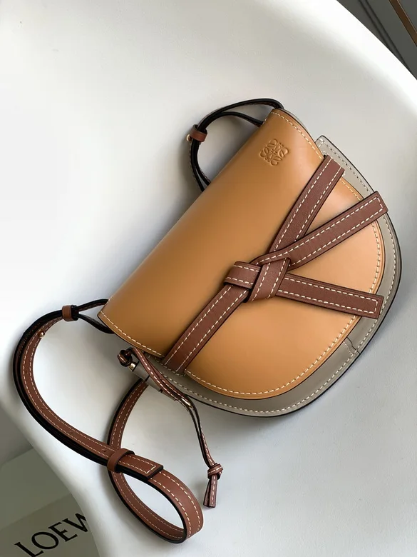 011820 20X19X11.5cm SL