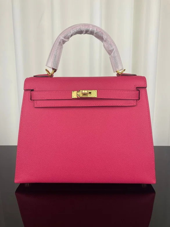 kelly 25cm 121404 AM 16