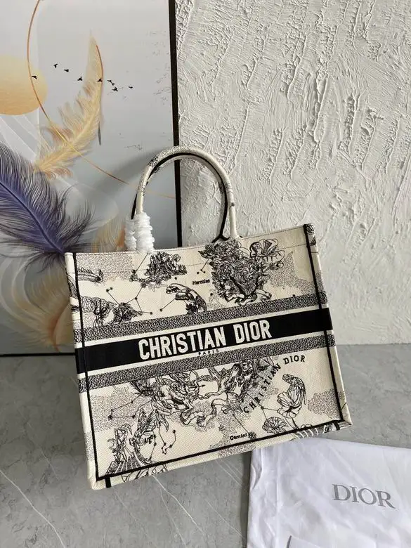 MM1286 41.5X35X18cm YT 3