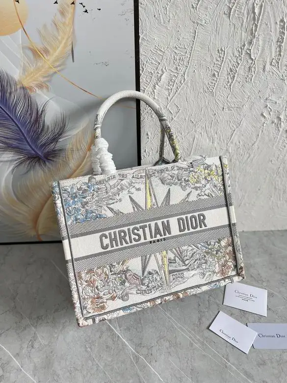 MM1296 36.5X28X17.5cm YT 5