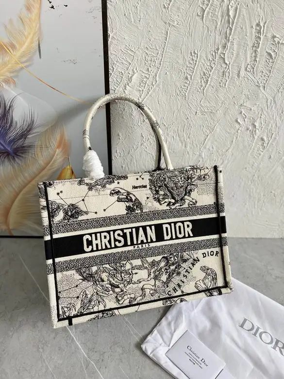 MM1296 36.5X28X17.5cm YT 7