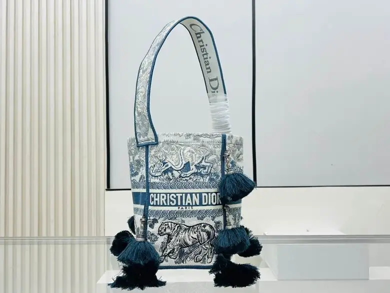 8845 16X25X16cm DN 4