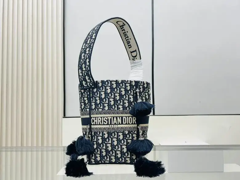 8845 16X25X16cm DN 5